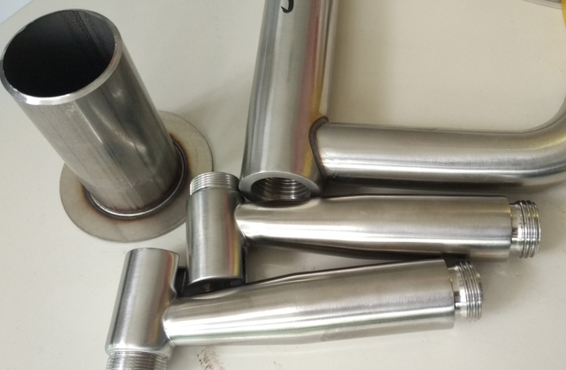 手持自動送絲激光焊接機廠家